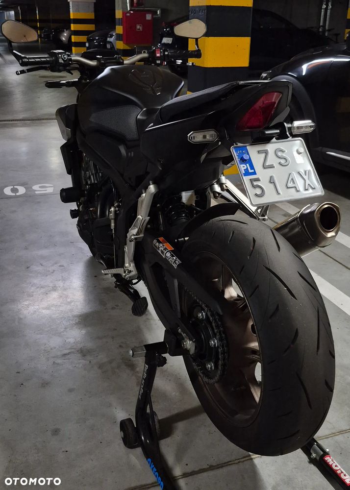 Honda CB - 3