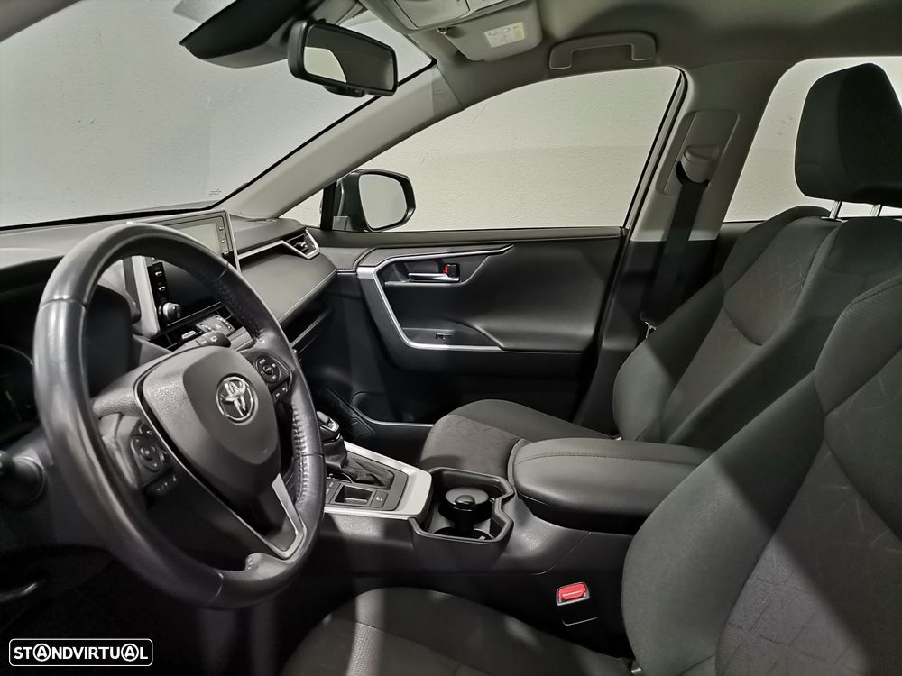 Toyota RAV4 - 13