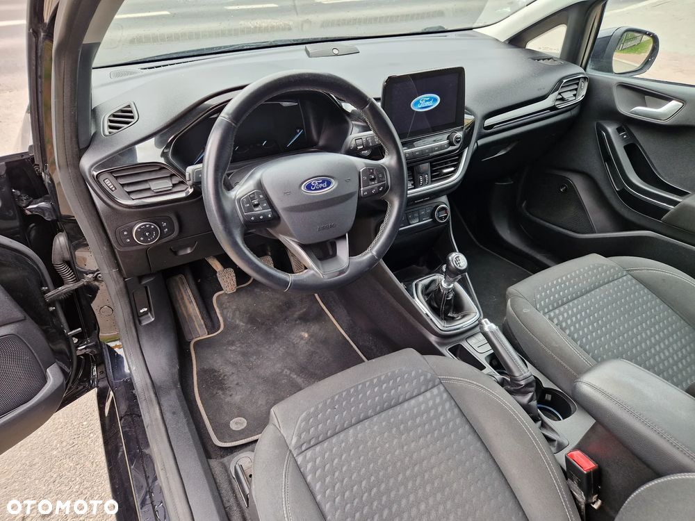 Ford Fiesta 1.0 EcoBoost S&S TITANIUM - 10