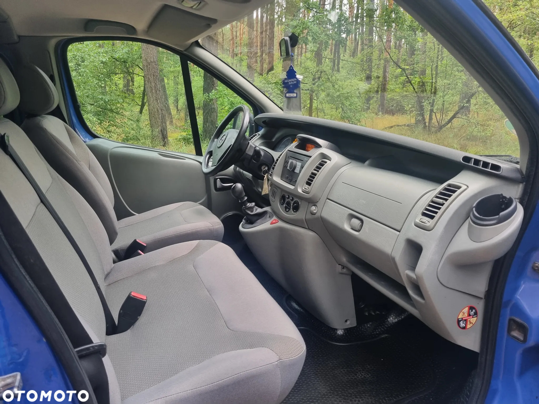Opel Vivaro 2.5 CDTI L1H1 - 8