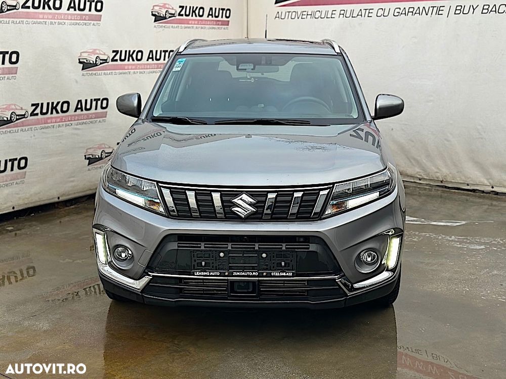 Suzuki Vitara 1.4 Boosterjet MHEV Luxus - 2