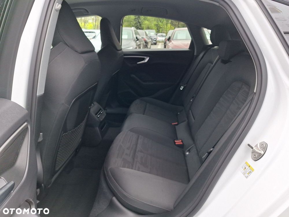 Audi A5 Limousine - 23