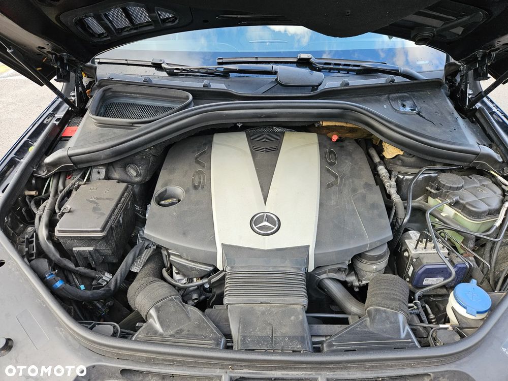 Mercedes-Benz ML 350 BlueTec 4-Matic - 37