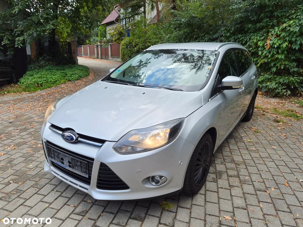 Ford Focus 2011 photo 3