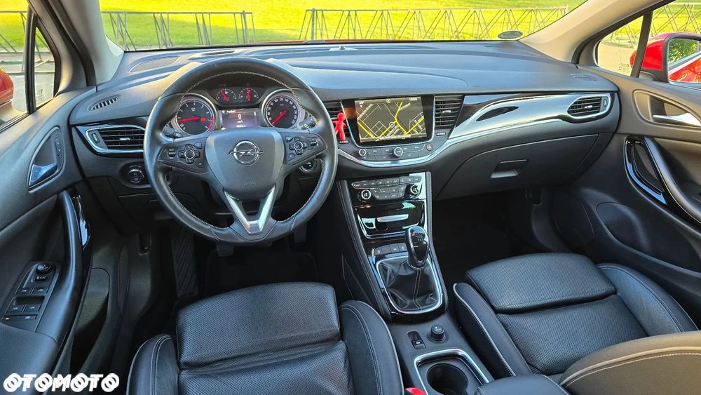 Opel Astra 1.4 Turbo Ultimate - 10