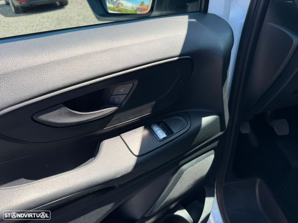 Mercedes-Benz Vito 111 CDi/32 - 26
