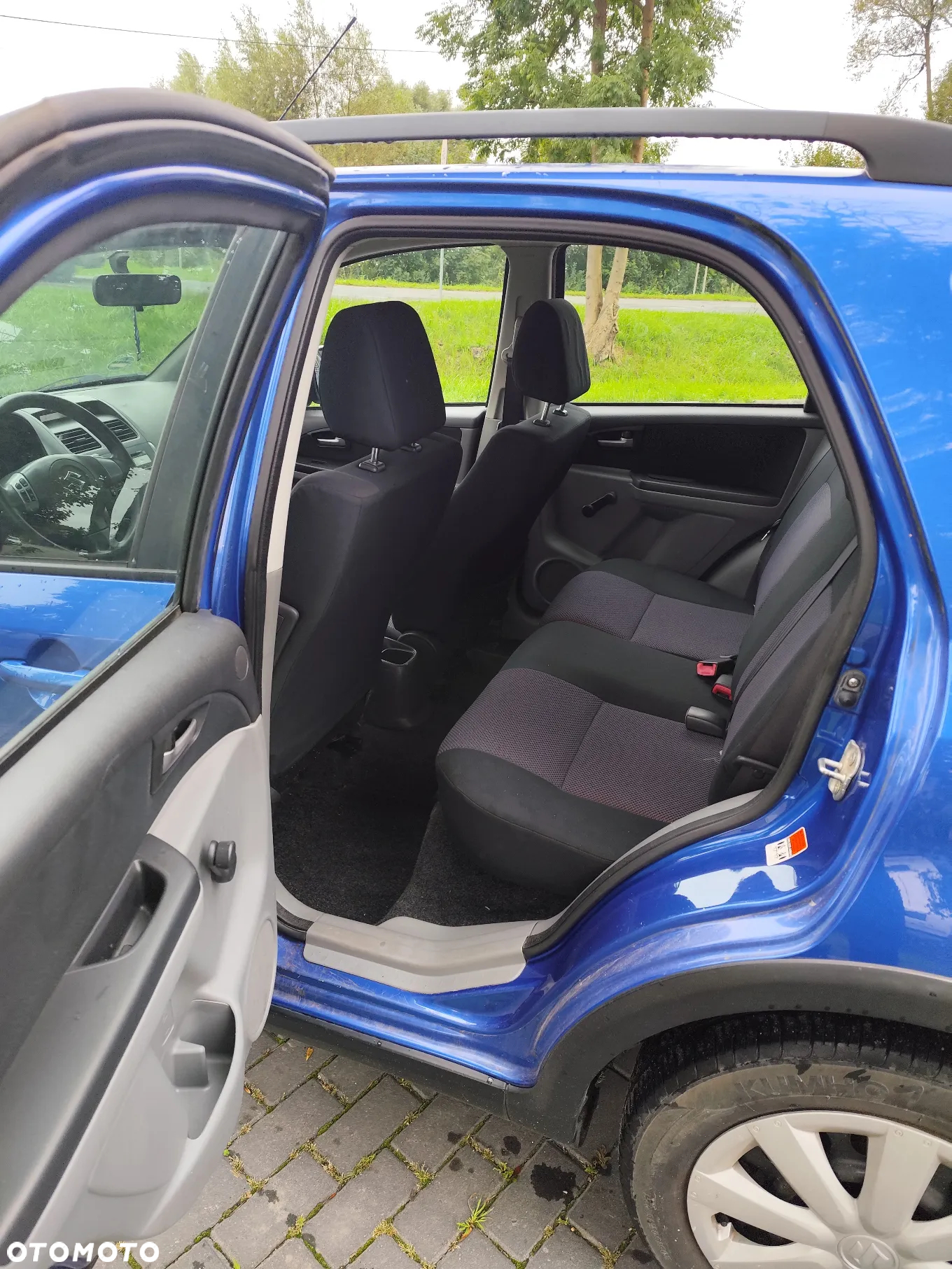 Suzuki SX4 1.9 DDiS DPF 4x4 Comfort - 9