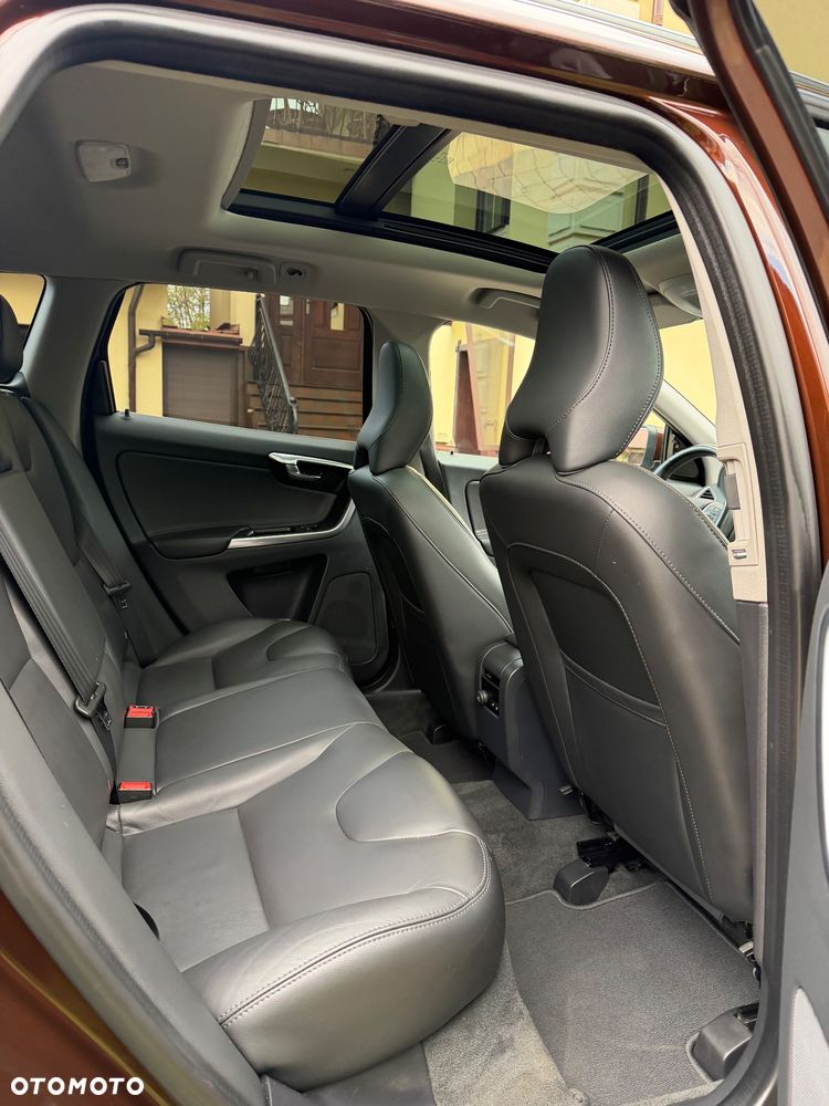 Volvo XC 60 D4 Geartronic Ocean Race - 25