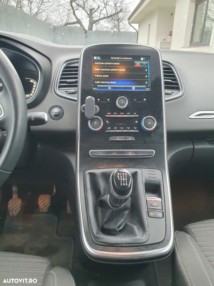 Renault Scenic BLUE dCi 120 Deluxe-Paket LIMITED - 12