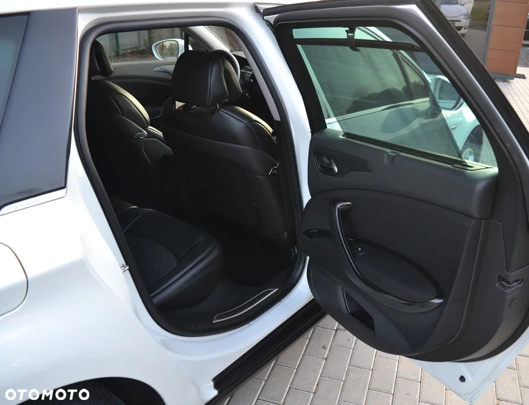 Citroën C5 2.0 HDi Exclusive - 15