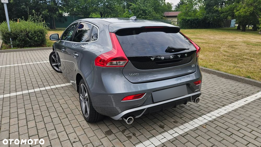 Volvo V40 D2 Geartronic RDesign - 8