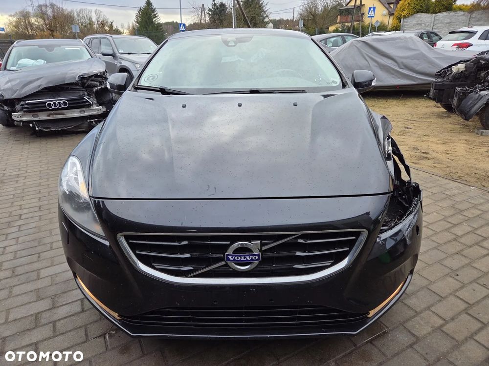 Volvo V40 D2 - 4