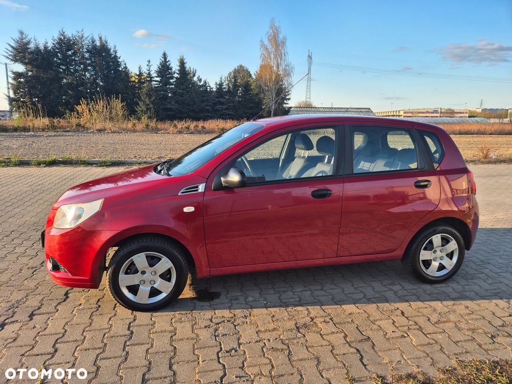 Chevrolet Aveo 1.2 16V Base - 14