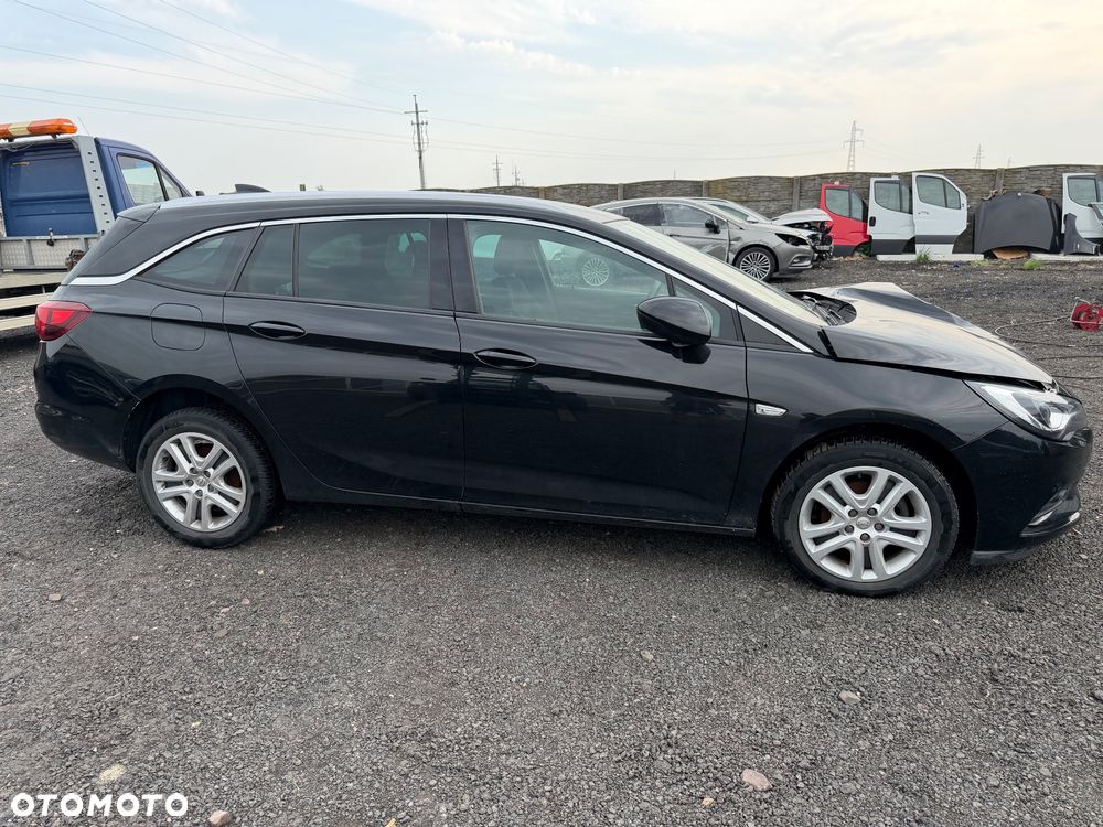 Opel Astra 1.4 T GPF Dynamic - 14