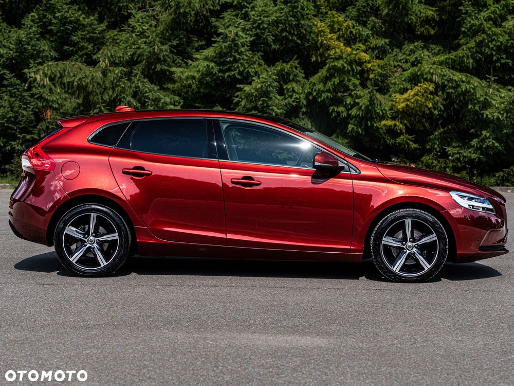 Volvo V40 T2 Drive-E Momentum - 5