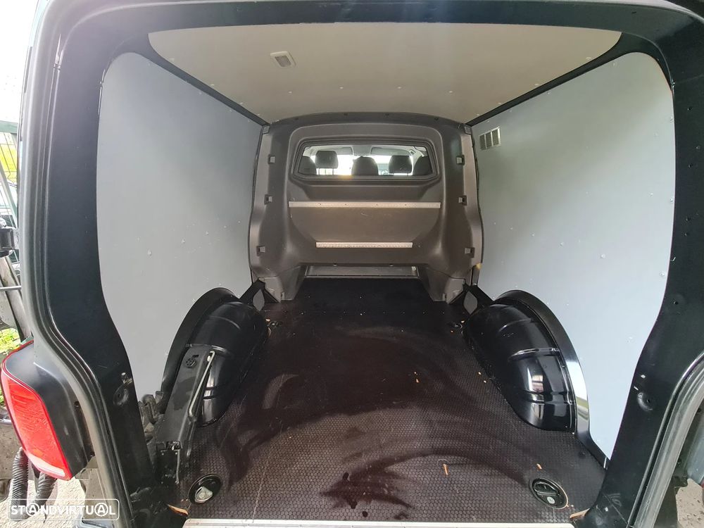 VW Transporter Caravelle T6.1 DSG Longa Highline - 18