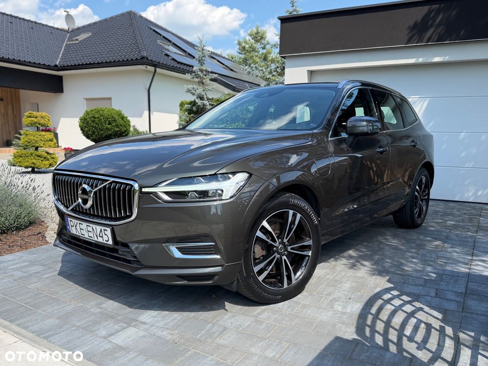 Volvo XC 60 T8 Twin Engine AWD Geartronic Momentum - 39