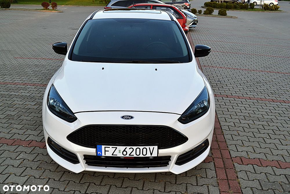 Ford Focus - 9