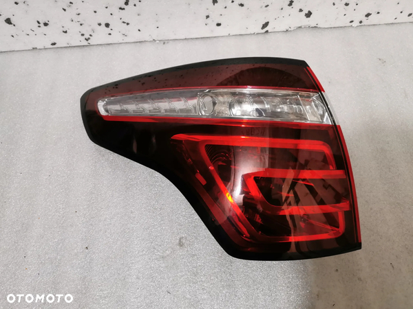 Citroen C4 Picasso lift Lampa lewy tył tylna lewa