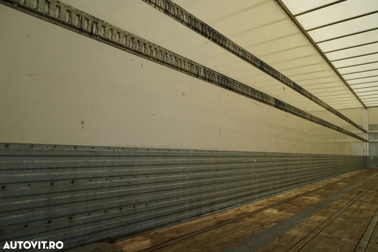Fruehauf CONTAINER / KOFFER / 2 AXE / SAF / PODEA FOARTE REZISTENTĂ: ȘINĂ - 16