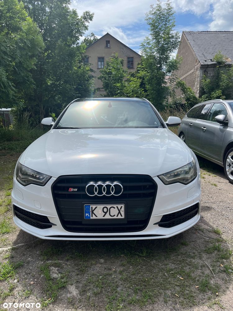 Audi S6 Limousine - 13