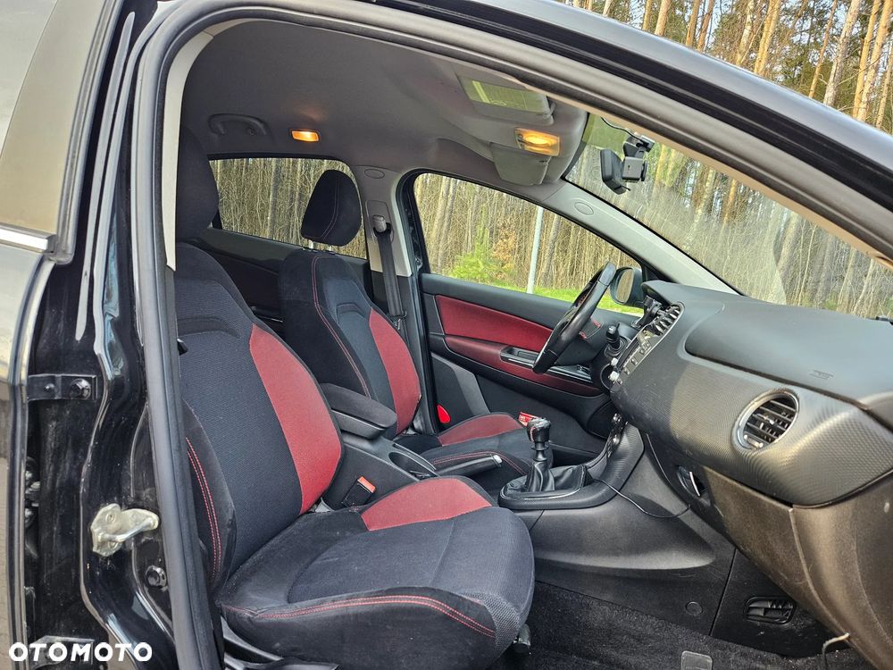 Fiat Bravo 1.4 T-JET 16V Dynamic Euro5 - 11