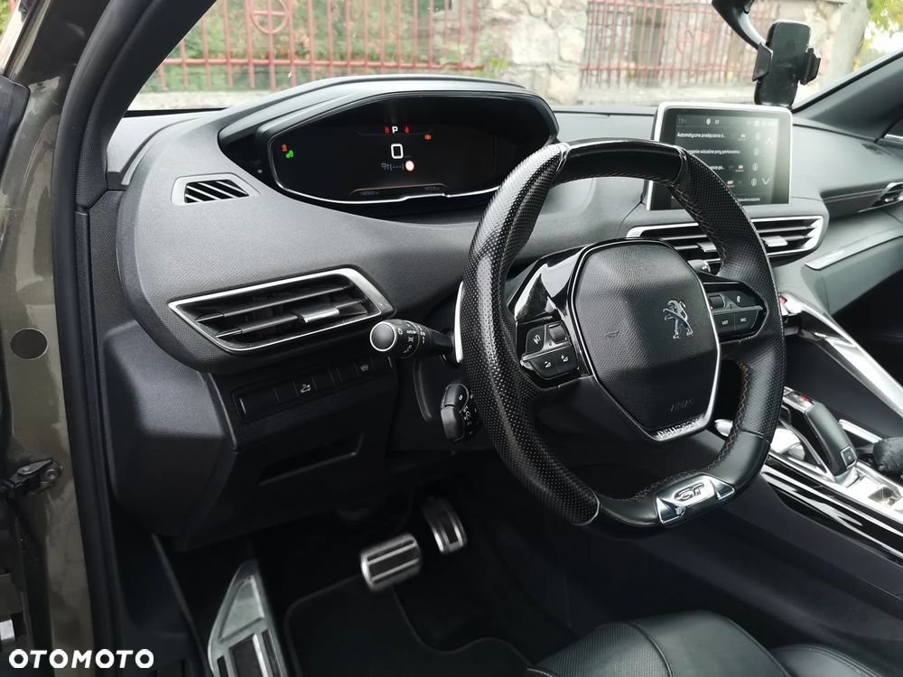 Peugeot 5008 - 19