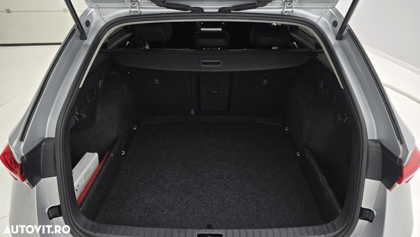 Skoda Octavia Combi 2.0 TDI Ambition - 25
