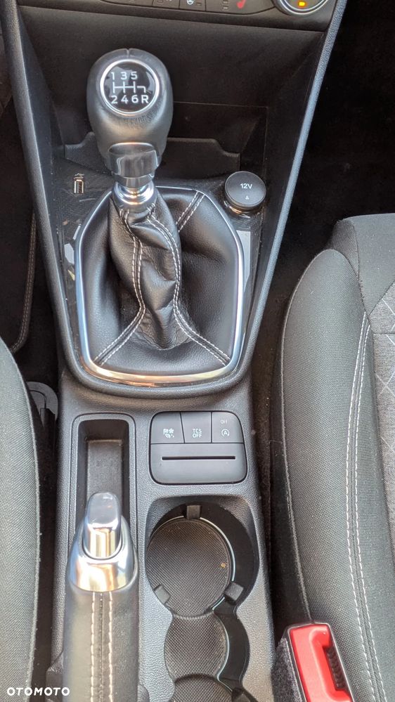 Ford Fiesta - 18