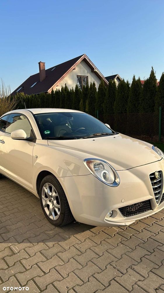 Alfa Romeo Mito - 10