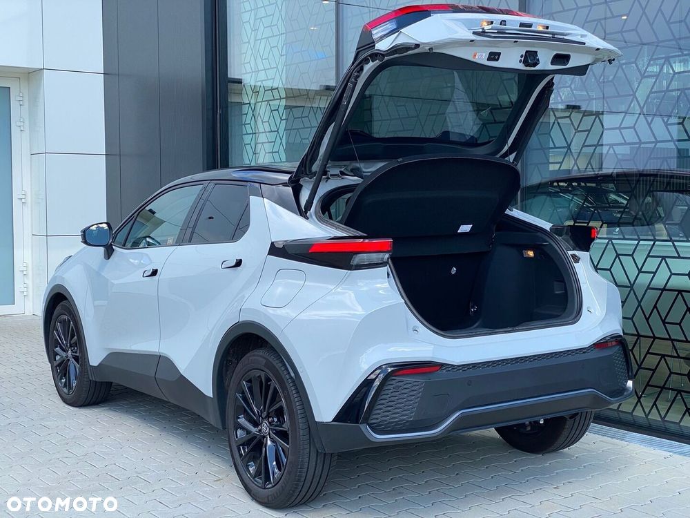 Toyota C-HR - 33