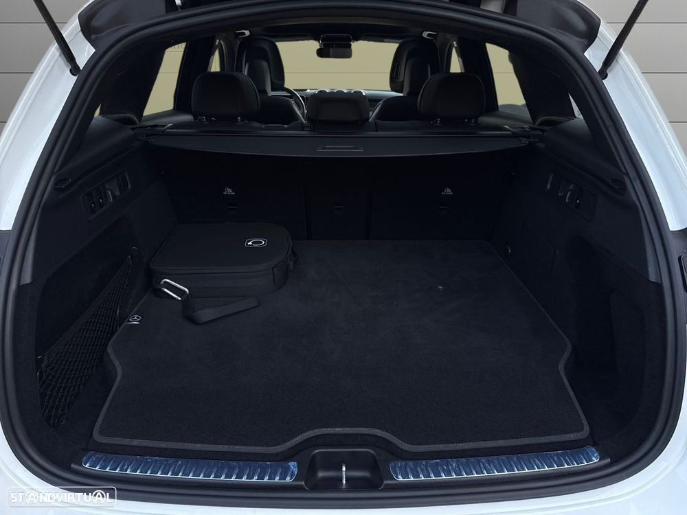 Mercedes-Benz GLC 300 - 21