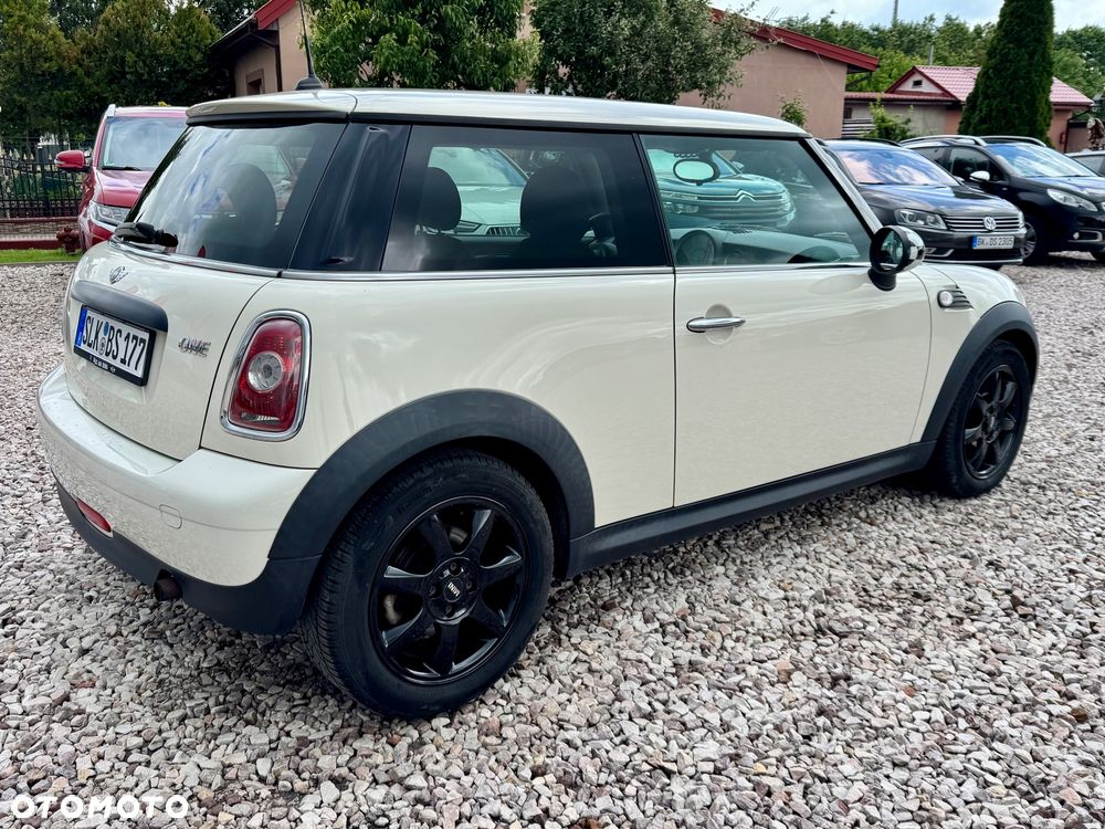 MINI ONE Standard - 16