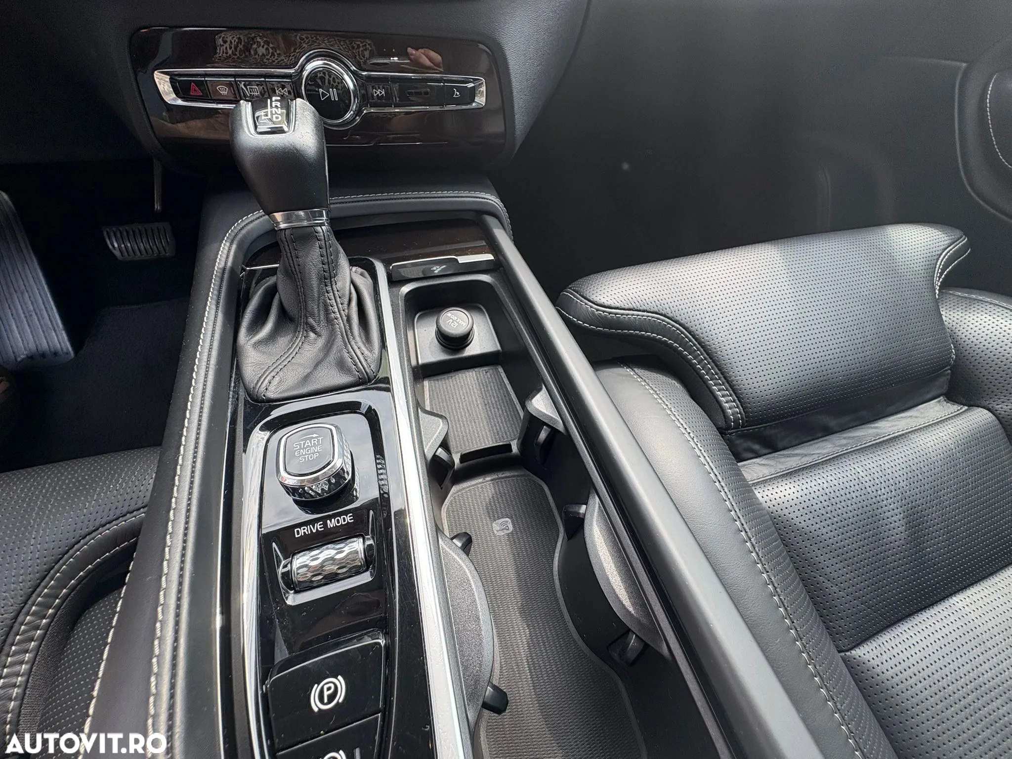 Volvo XC 90 D5 AWD Kinetic - 10