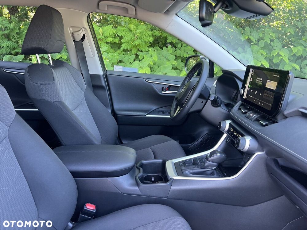 Toyota RAV4 - 9