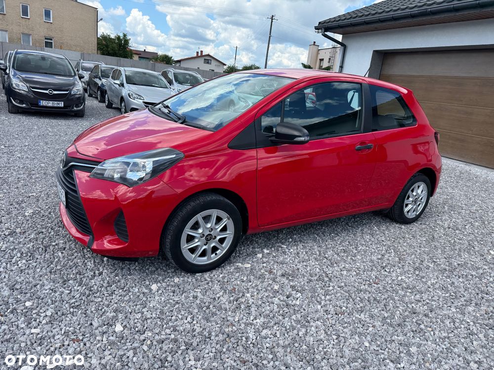Toyota Yaris 1.0 Entry EU5 - 33