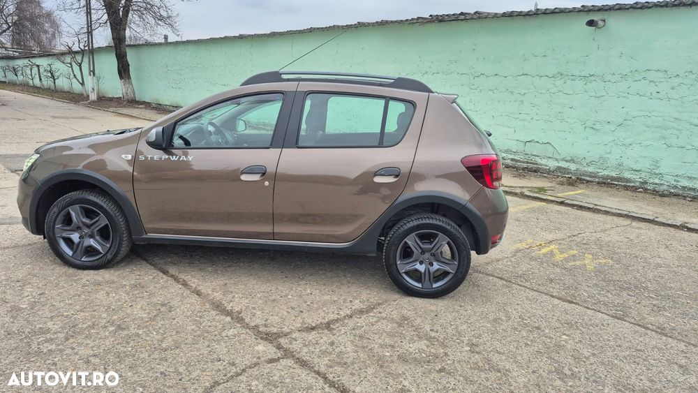 Dacia Sandero Stepway TCe 90 (S&S) Prestige - 10