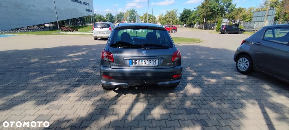 Peugeot 206 plus - 10