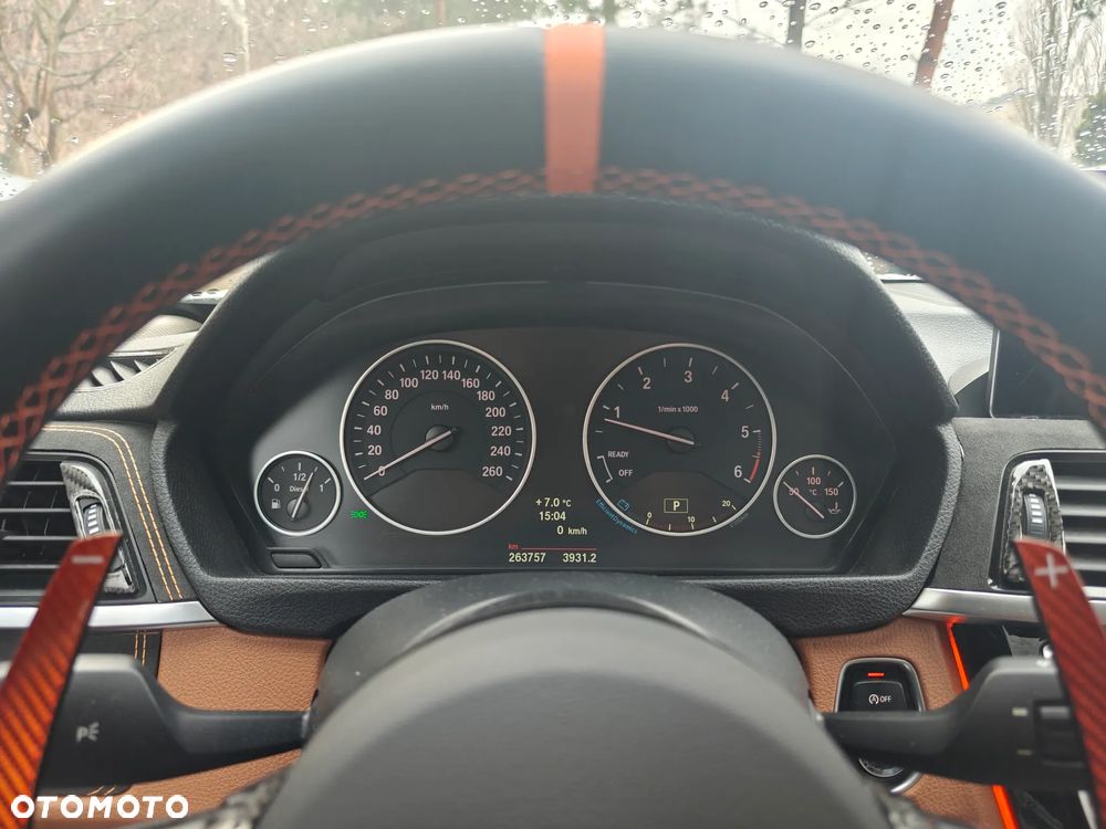 BMW Seria 3 318d Luxury Line - 16