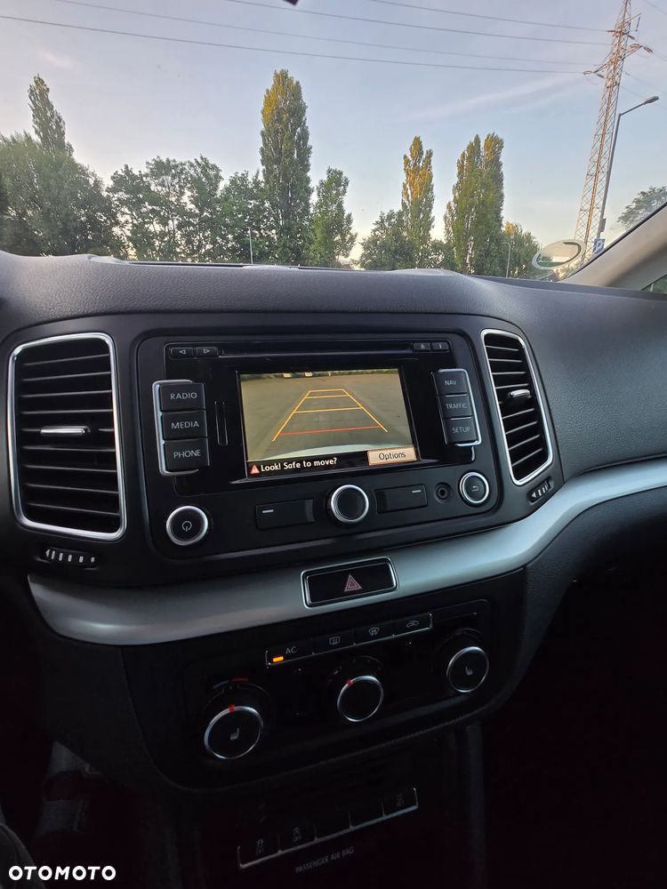 Volkswagen Sharan 2.0 TDI Blue Motion Style - 18