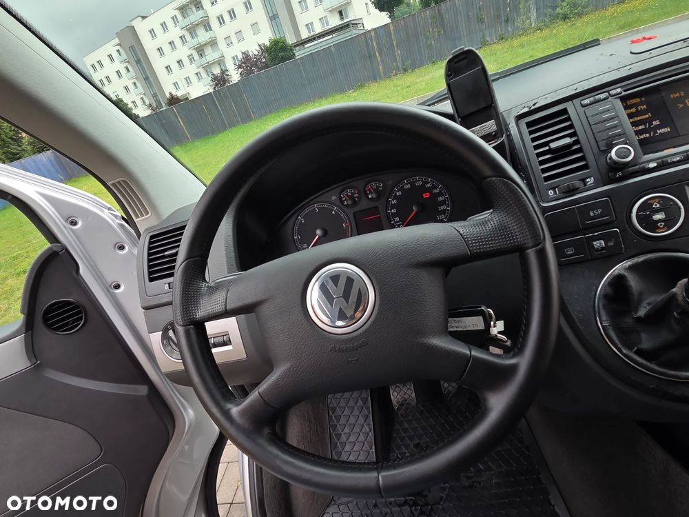 Volkswagen Multivan L1 Highline - 35