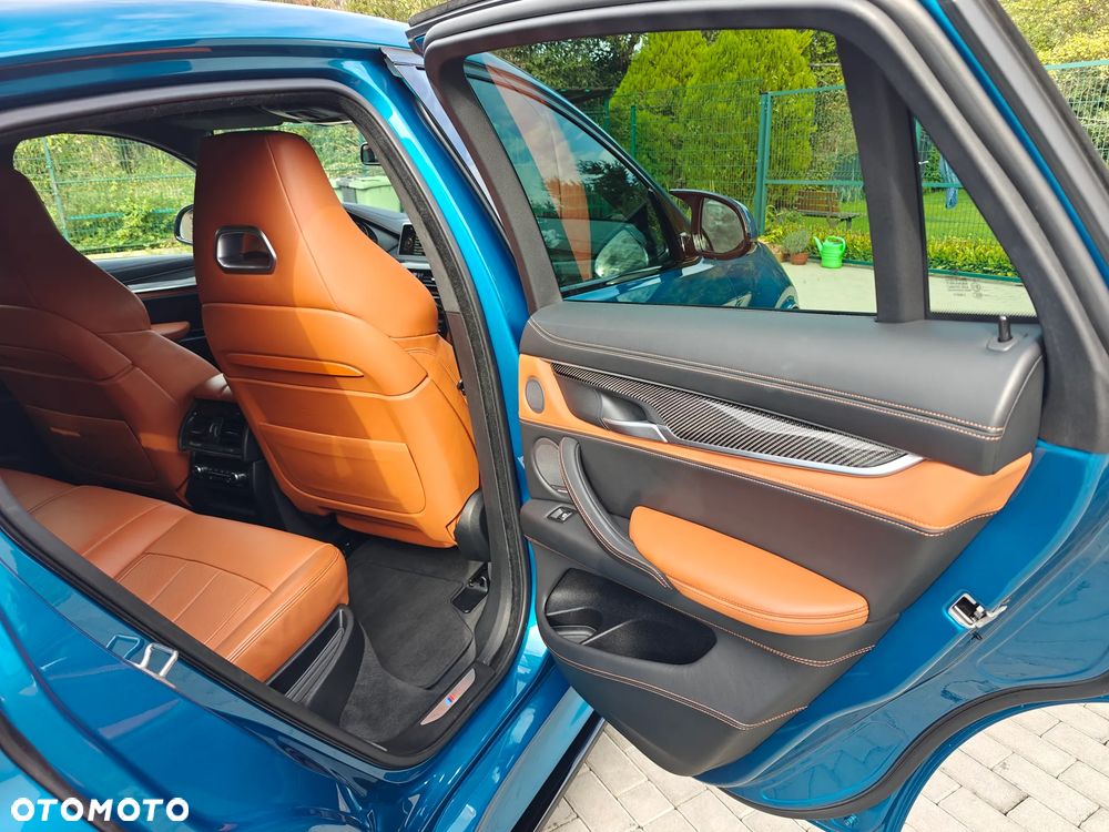 BMW X6M - 21