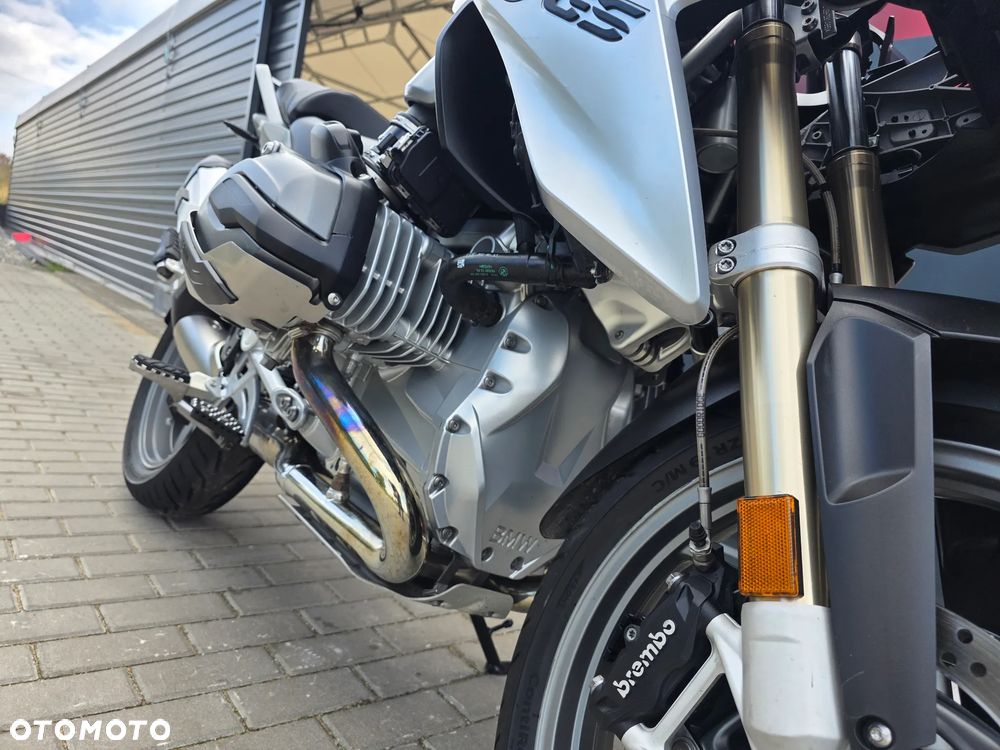 BMW R - 26