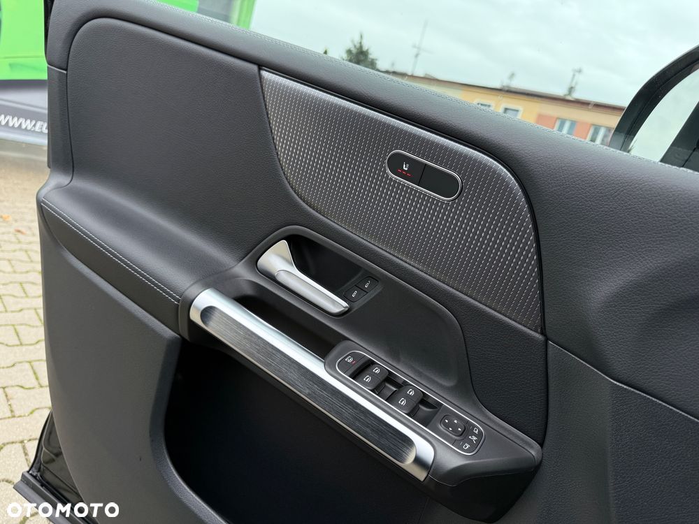 Mercedes-Benz GLB 200 d 8G-DCT - 16