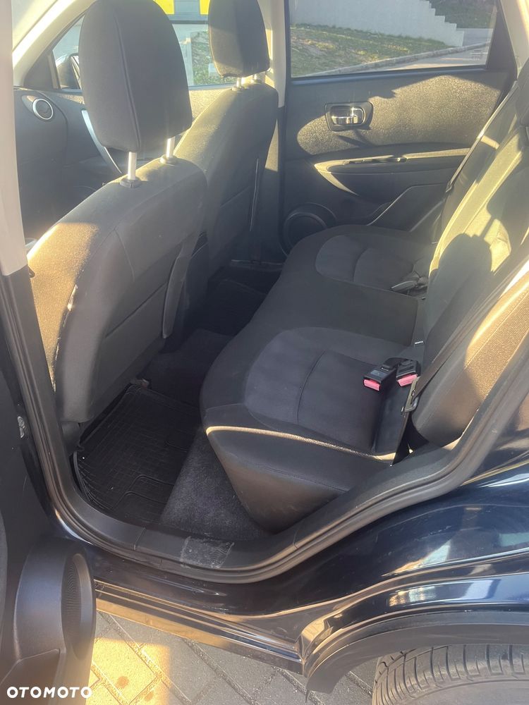 Nissan Qashqai 1.5 dCi DPF 360 - 12