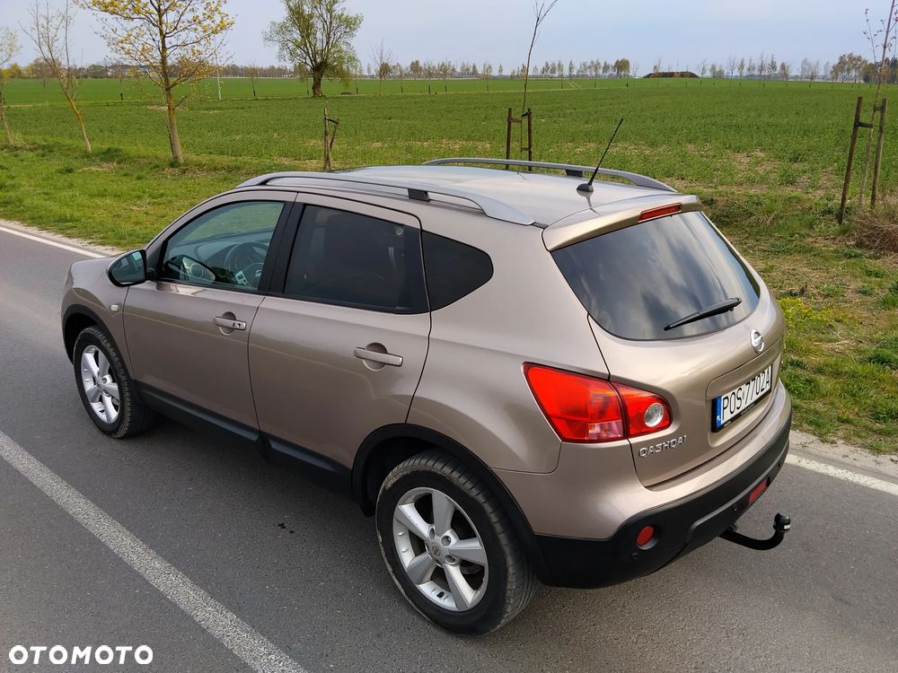 Nissan Qashqai 2.0 dCi 4x4 Tekna - 3
