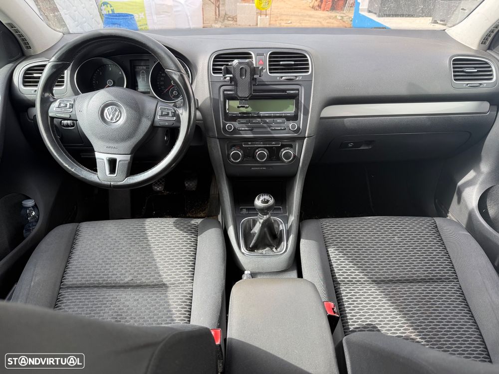 VW Golf 1.6 TDi Confortline - 5