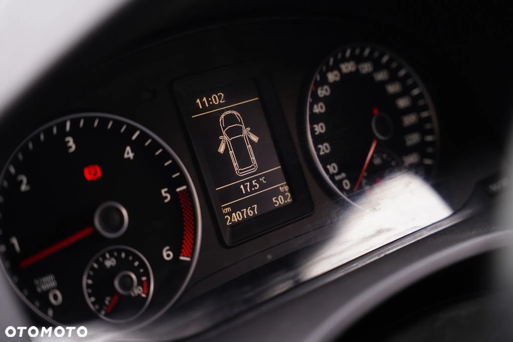 Volkswagen Caddy Comfortline - 13