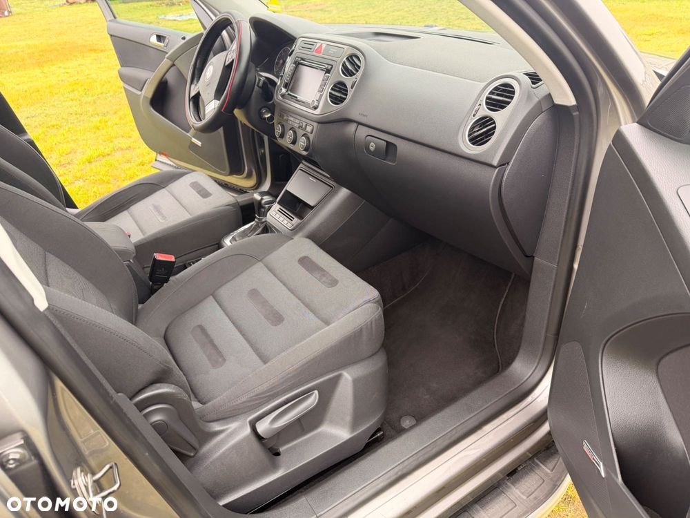 Volkswagen Tiguan - 8