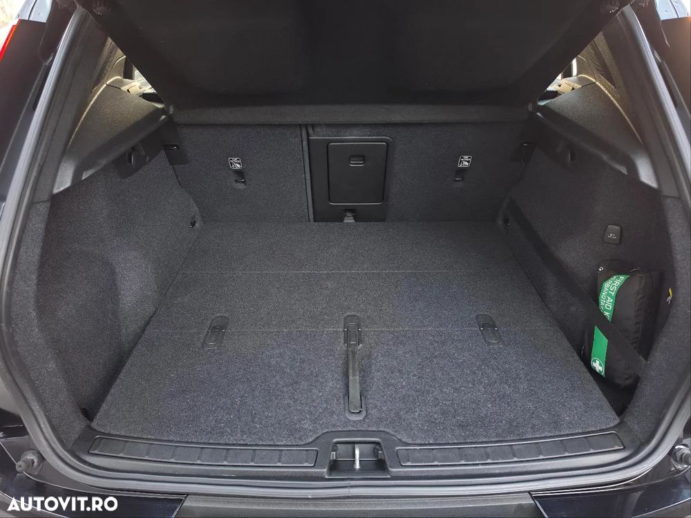 Volvo XC 40 D4 AWD Geartronic Inscription - 13